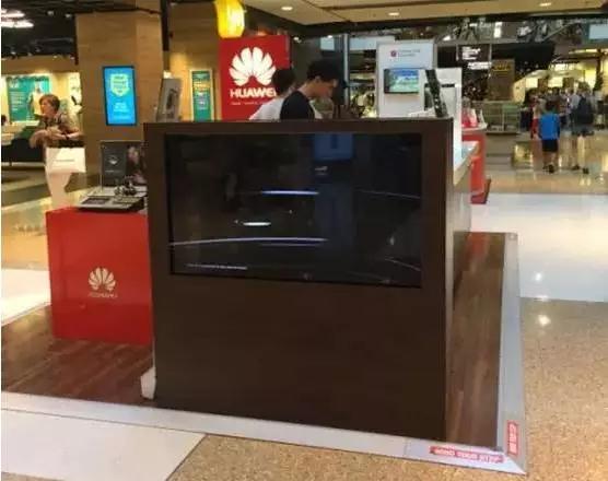 華為展臺(tái)